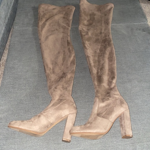 Steve Madden Over the Knee Heeled Boots - Picture 7 of 10